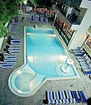 Queen Mary Hotel Cattolica