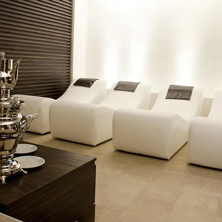 Hotel Queen Mary Cattolica