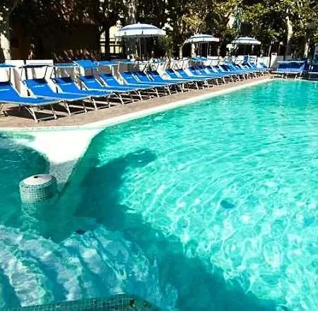 Queen Mary Hotel Cattolica