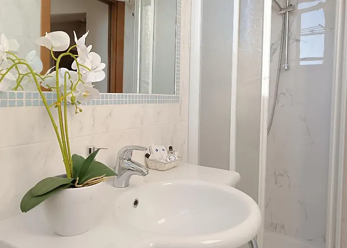 Queen Mary 카톨리카