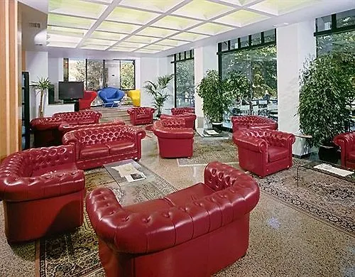 Queen Mary 3* 카톨리카